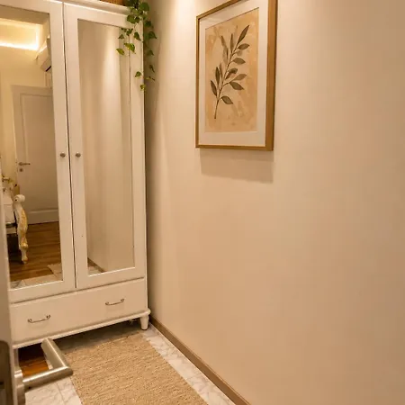 Valletta Gate Maisonette * Флориана