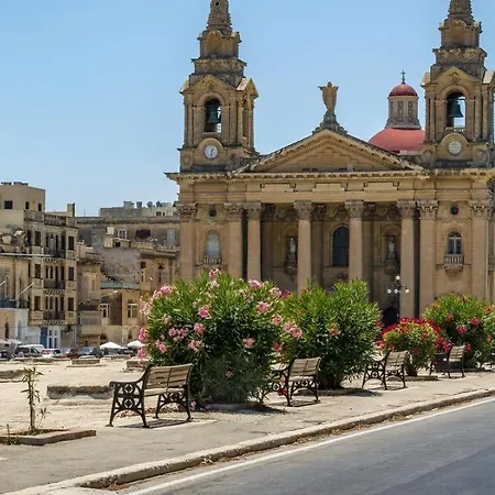 Valletta Gate Maisonette Апартаменты Флориана